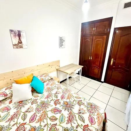 9 - Yellow House Huelva
